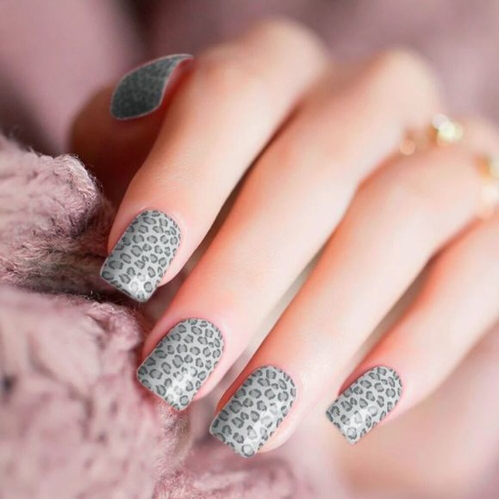Colour Flash- Gray Leopard, Nail strips